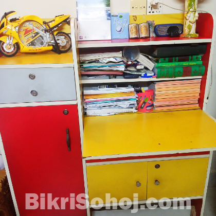 Kid's Study Table